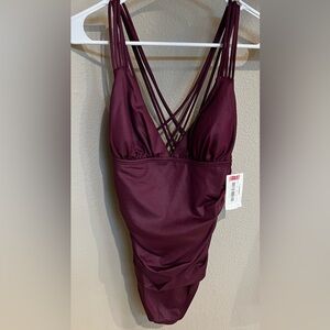 Gibson Latimer One Piece Burgundy Swimsuit, Brand New, Size S